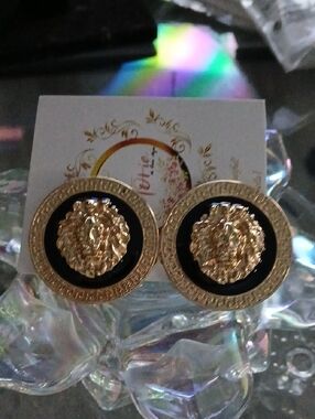 Fashion Jewelry Gold and Black Lion Medallion Earrings
